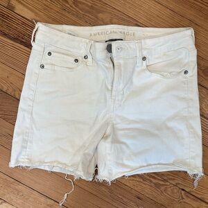 American Eagle Outfitters Women's White Jean Shorts